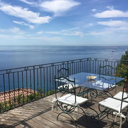 Chambre D'Hotes De Charme La Belle Vue Roquebrune-Cap-Martin Exterior photo